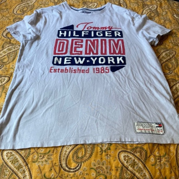 Tommy Hilfiger Shirt - Picture 3 of 3